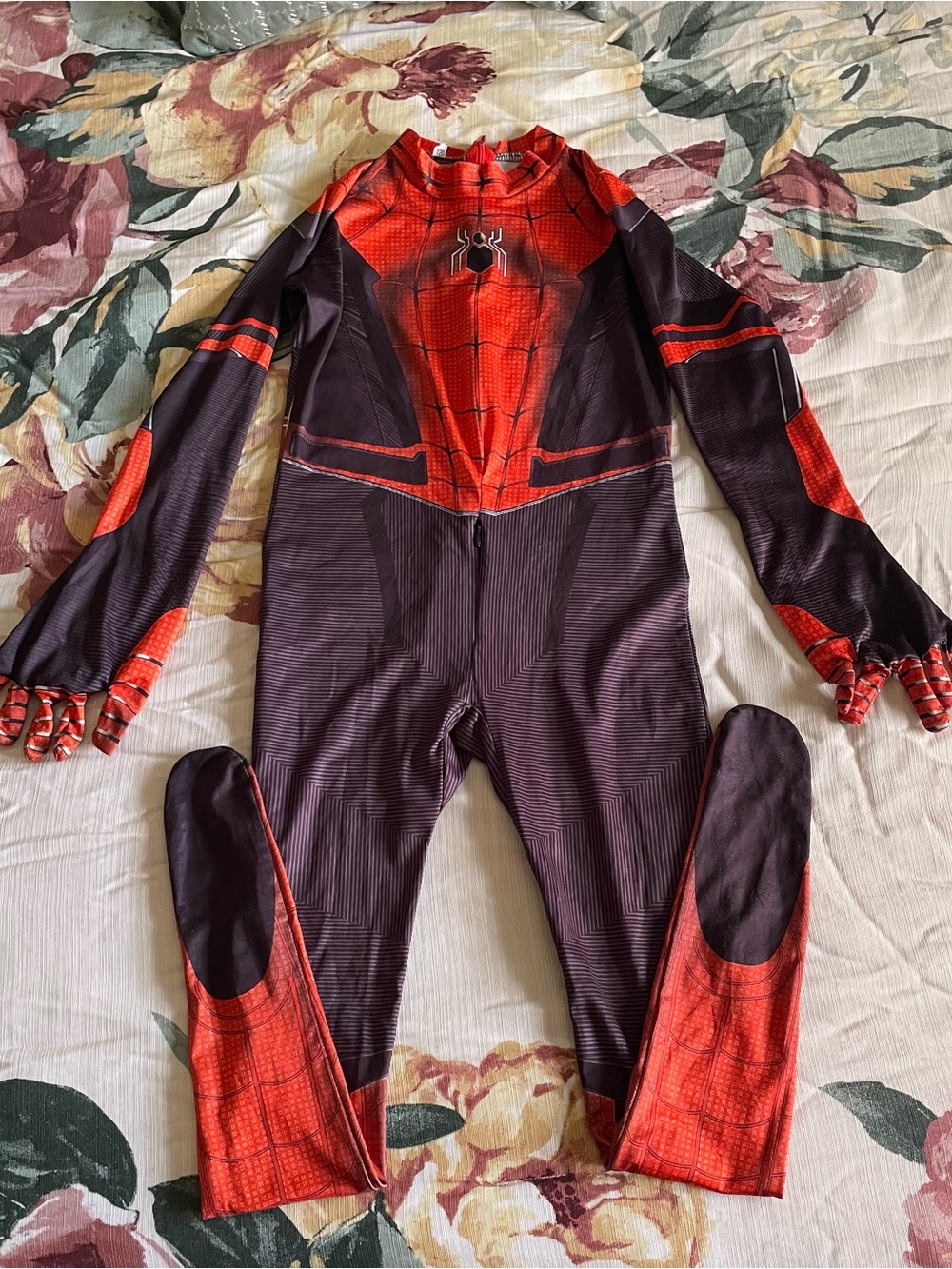 Red Spider-Man Kids Costume Jumpsuit. Size (120) 5/6